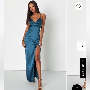 BNWT size small lulus blue formal dress